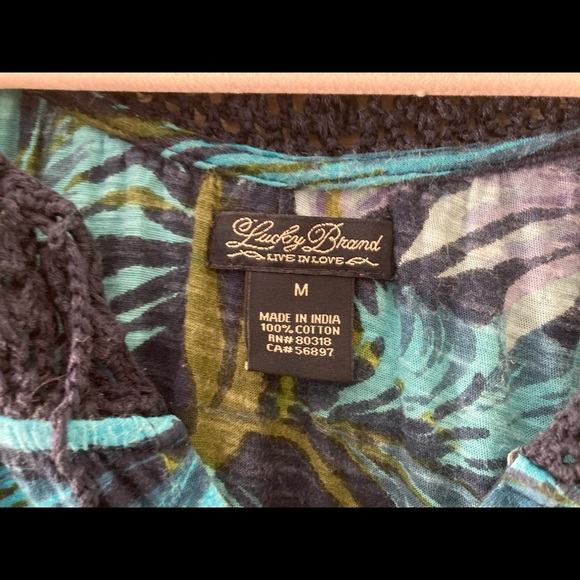 Tropical pattern shirt - Picture 3 of 3